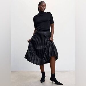 Mango Black A-Line Skirt